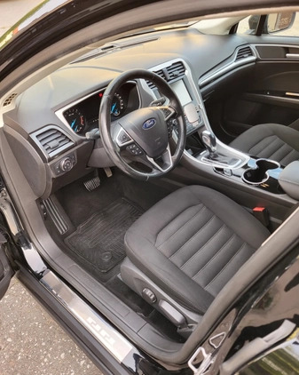 Ford Mondeo cena 45900 przebieg: 239000, rok produkcji 2016 z Toruń małe 46